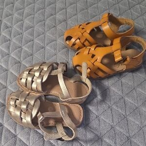 Old Navy Kids Sandals - Tan and Silver